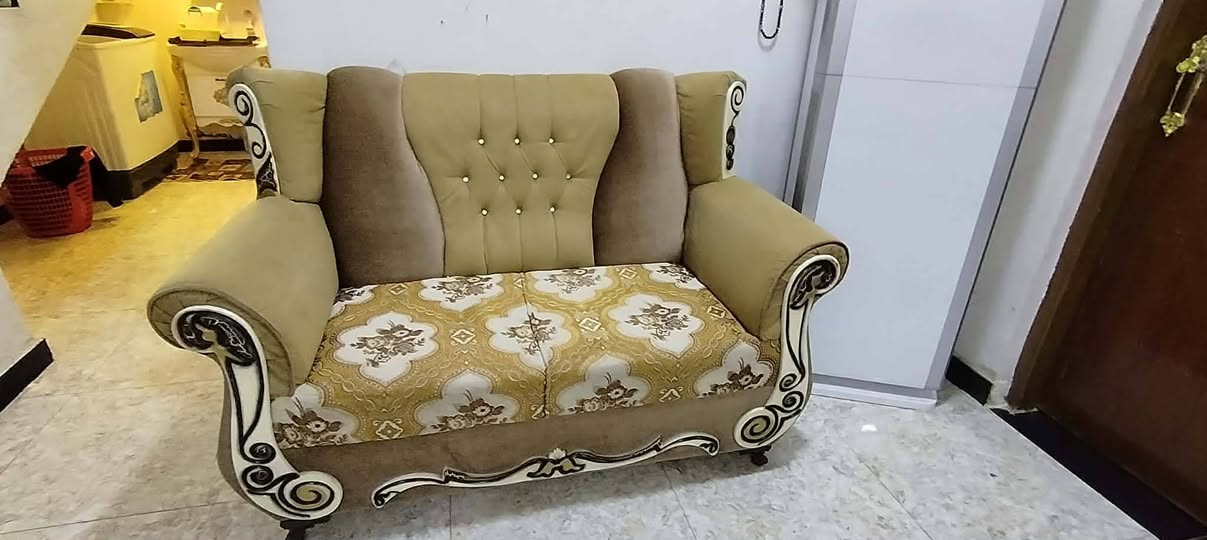 تخم 10 مقاعد نضيف كلش ب 300 وبيها مجال


**إذا كنت صاحب هذا الإعلان وتريد حذفه لأي سبب، رجاءا أرسل رسالة إلى الدعم الفني**