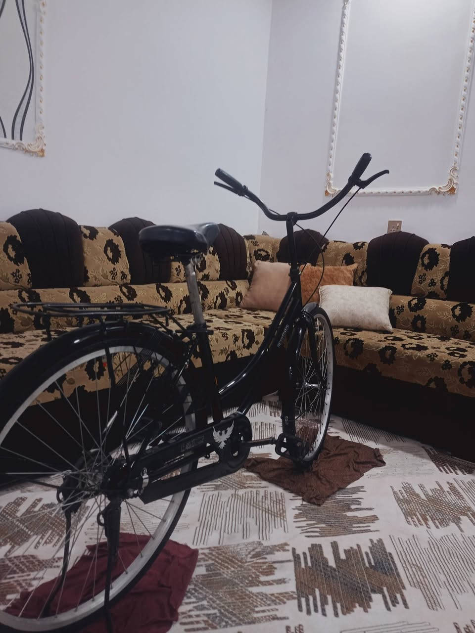 پاسکیل بۆ فرۆشتن حجم 26 زۆر پاکو جوانە
یەک دینار مەسرەفی تیانیە سەعری105مەعامەلە
ڕەقەم موبایل***********
