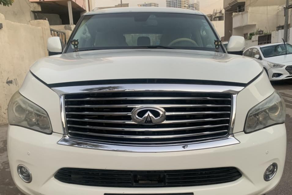 السلام عليكم للبيع او المراوس معروفة بالمواصفات  QX56  موديل ٢٠١٣ خليجية رقم شمالي باسمي 
***********
