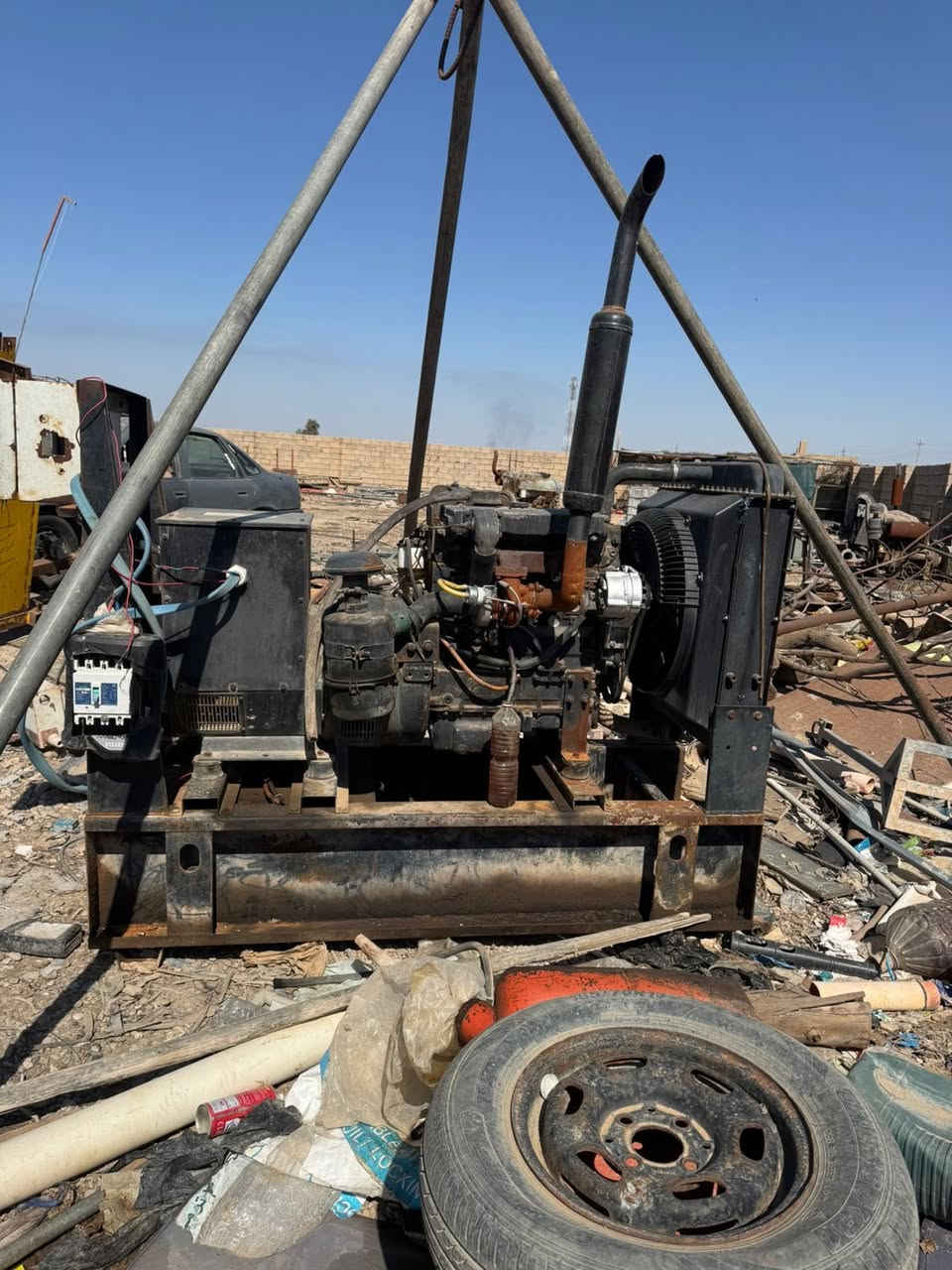 السلام عليكم للبيع مولدات. عدد 5 دويز وبيركنز 50 كيفي الواحد
شرط الشغل 
بيركنز 4 سلندر عدد 3 سعر الواحد 25 

دويز 4 سلندر سعر 25 

دويز 6 سلندر سعر 28 

المكان العلم سمره 

0771 035 4162
