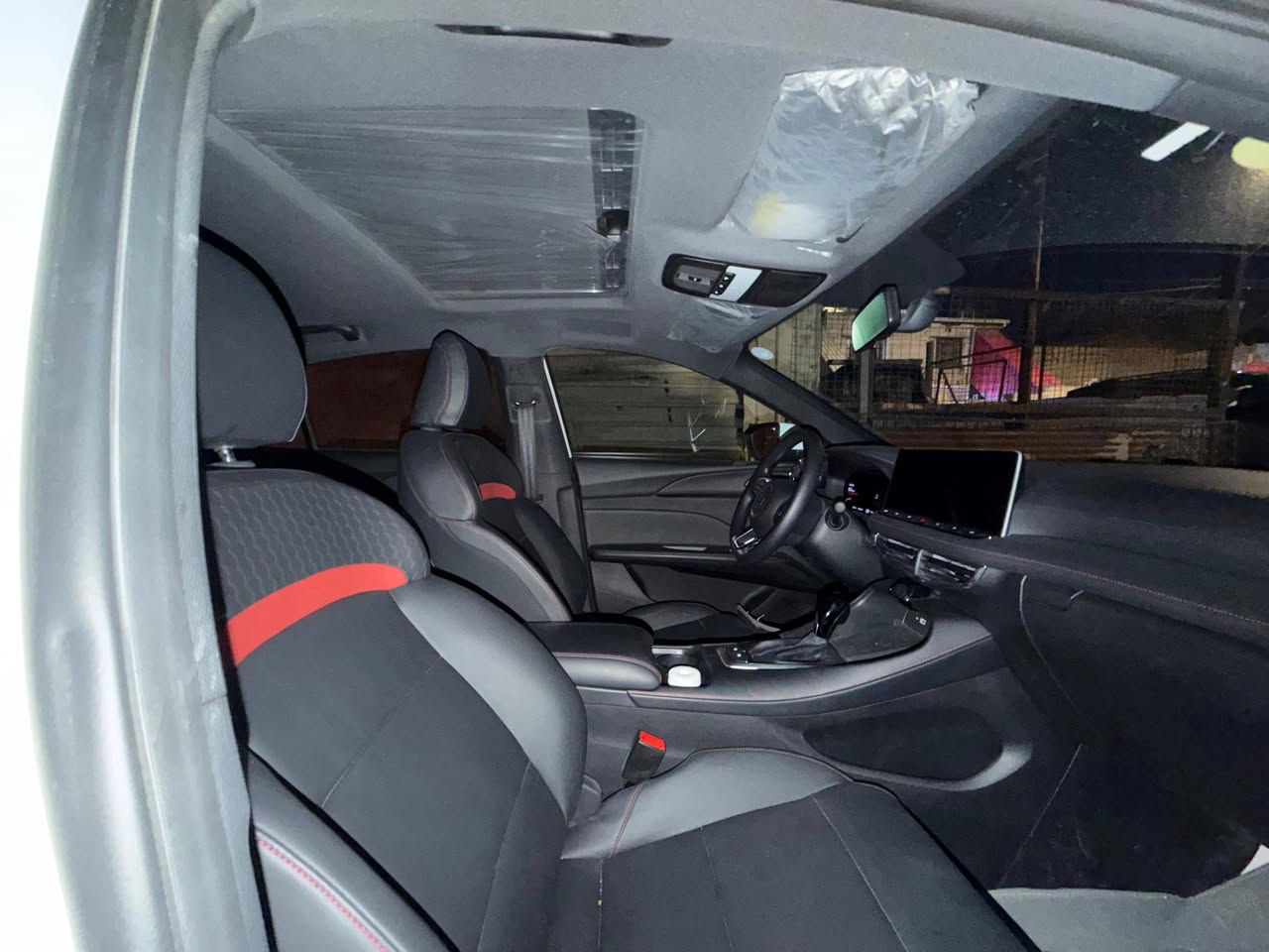 السلام عليكم موديل 2025 سياره ام جي جي تي ام جي 5 سياره محرك تنفس طبيعي 1500 سياره كفاله عامه ماشي 5000 سياره فول مواصفات اربع كاميرات شاشه فتحه رايات شفط كشنات جلد سياره جديده على الشركه رقم اربيل باسم شركه لؤلؤه الاعتماد سعر 125 بصره المعقل ***********
