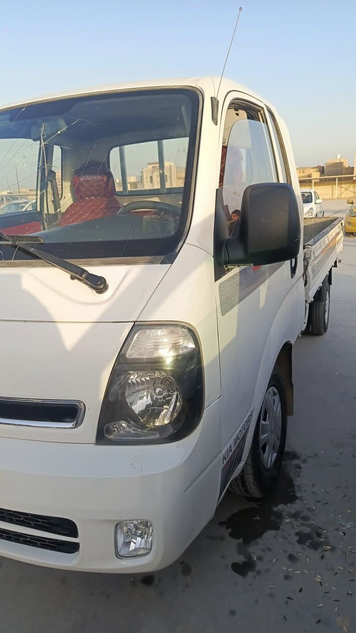 كيه بنگو موديل 13  اقرة المنشور كله السعر 93
مكفوله بيهة بارد بلربع شبر وبيهة دوسات مصلحه 
رقم نكليزي كير ومكينه وشاصي واكسل مكفولات 
تحويل ثاني يوم باسمي تخم تاير حدادة جاهزة 
مكفولة من صبغ والفتح فقط بارد بيهة ***********
