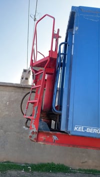 ئەم قەلابە بو  فروشتنە كاتيە سفرە كارى نەكرديە ٦٢ مكەحەبه  بەرزى ٢٢٠ ١...