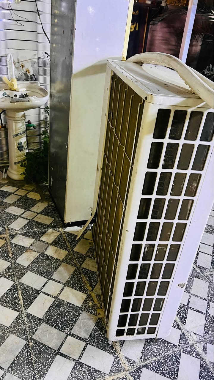 ‎‏سبلت حافظ خمسة طن للبيع جورج الاتصال على هذا الرقم ***********￼‎ عمارة, ميسان
