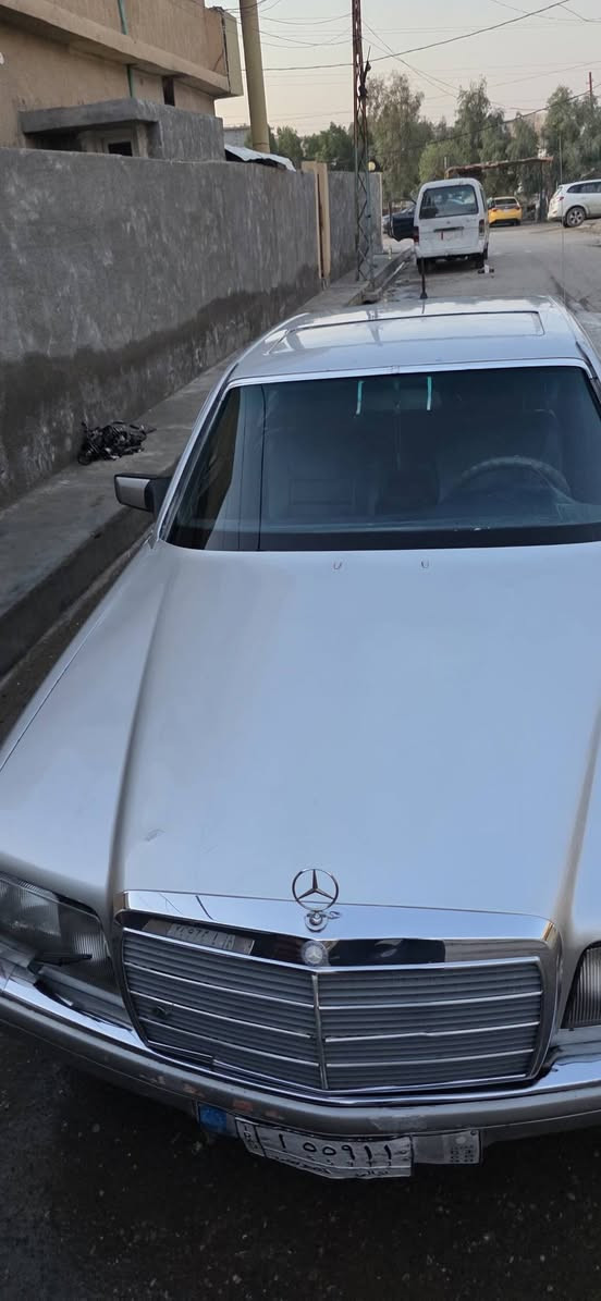 سلام عليكم ورحمة الله
مارسيدس جامبو رئاسي حجم 300موديل 1991 مكينه بطه 3000 رقم ديالى الماني تحويل مباشر 
جام كله كهرباء شغال 
تخم تاير جديد باتري جديد لايت زنون كهربائيات كلها شغاله فقط التنته تشتغل بس فالته من السجه السعر 55بيه مجال العنوان ديالى و بغداد ***********
