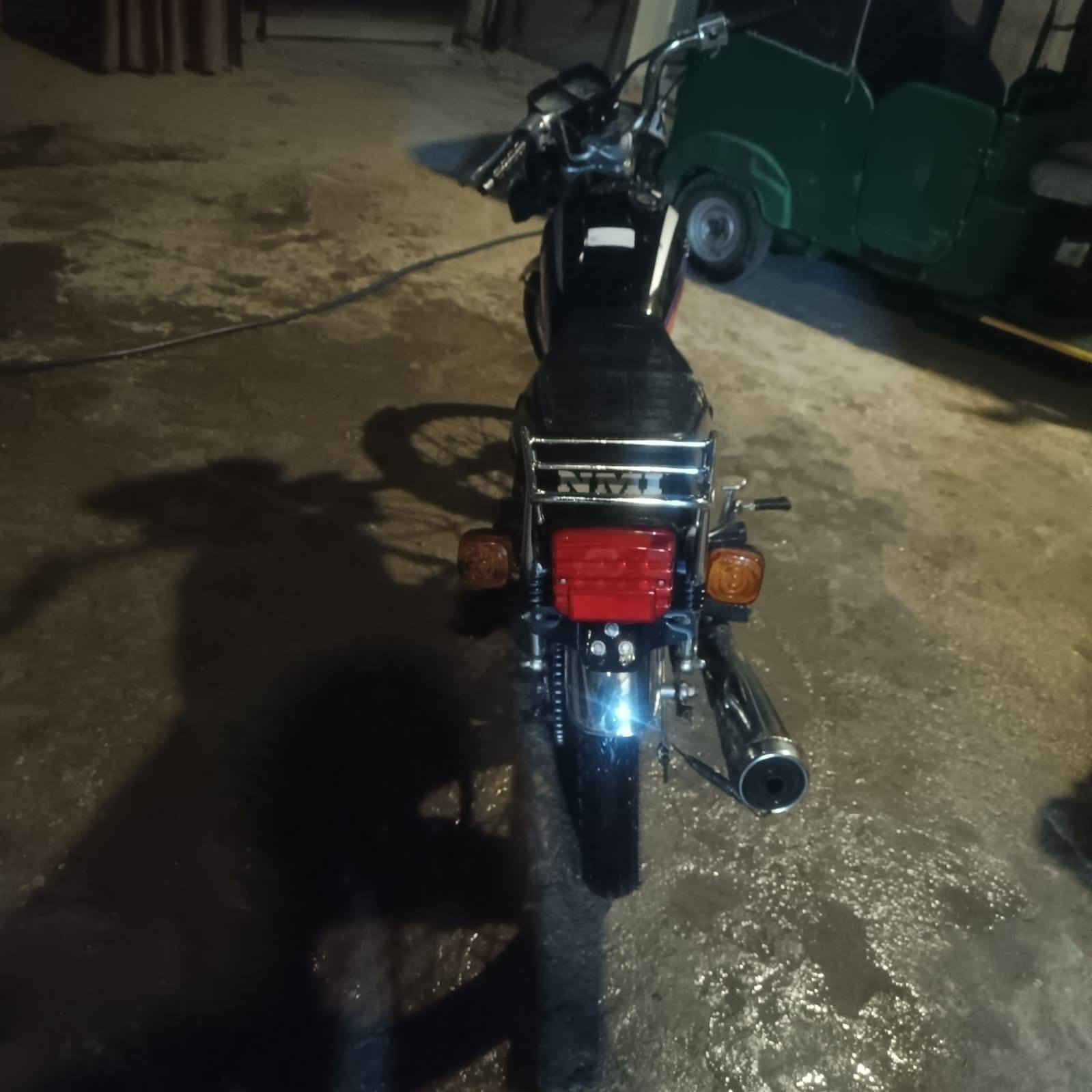 سلام عليكم دراجه ربعه كير وراق اوصليه  غراض بيها كلها2024 شاصي 2017مامتواجد ع فيس تصال ع رقم ***********
