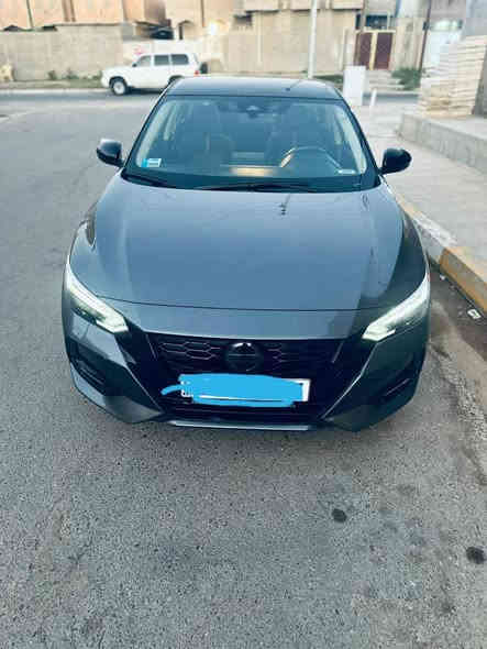 نيسان سنترة موديل 2023  فول فول بس مابيها فتحة مواصفات SR مدشن حساس abs كامرا شاشة ايباد قمارة بيلاد اسود لايت زنون كير مكينة بشرط رقم سنوية هزا كلها جديد بدون صبغ بيها فقط بارد قبق الصندوق سيارة بسمي***********
