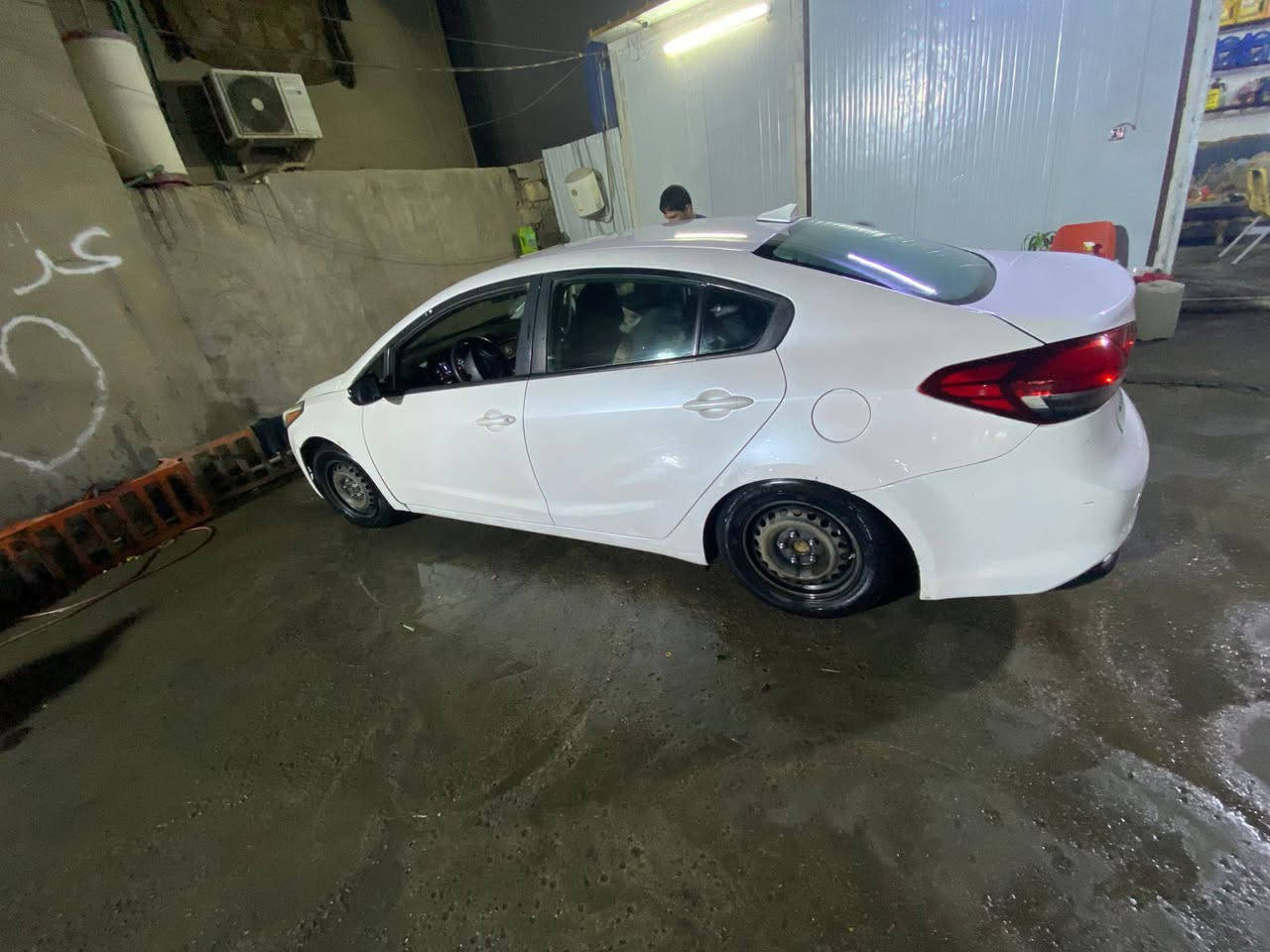 فورتي ٢٠١٨ بغداد تبديل بنيد وجاملغ عكس السائق  تحكم ستيشن
١٢٨ بيه مجال بسيط *********** اي استفسار اتصال علرقم
