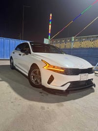 كيا K5 LXS • ٢٠٢١ • وارد امريكي حادث