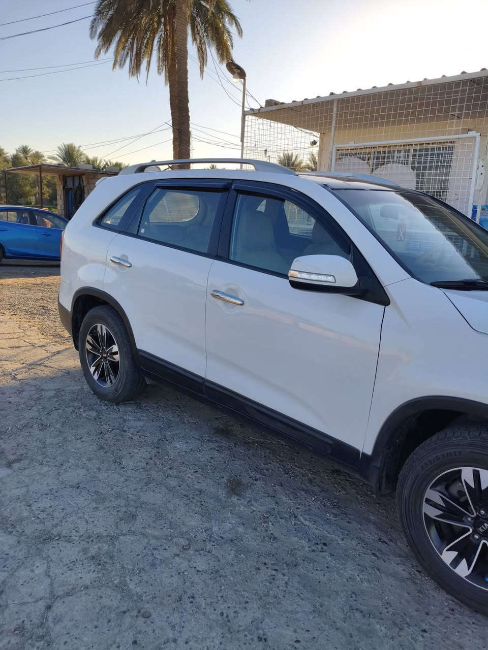 سلام عليكم سورنتو 2012 نص فول عدا البصمه كير محرك خير من الله تحويل مباشر السعر 140 وبيها مجال السونر مرفق بل منشور للاستفسار اكثر اتصل على ***********
