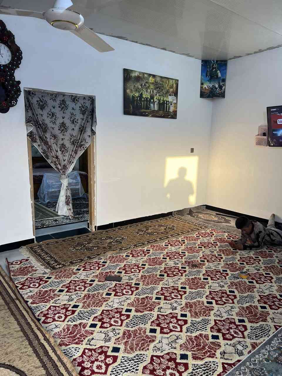 بيت في كوت الجديد شارع الأقواس يم الولده بناء بلوك ٢٠٠متر***********
