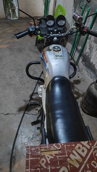 متاح بسعر مناسب ‏‪0751 372 5857‬‏