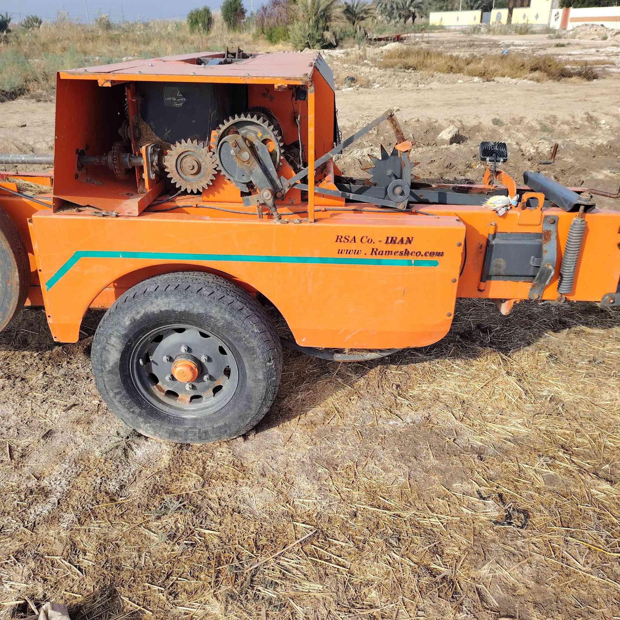 السلام عليكم ورحمة الله وبركاته
متوفر كابسه ايرانيه ام الزنجيل شرط الكفاله واكرر شرط الكفاله  خابر وتدلل استفسار ع رقم ***********
***********
