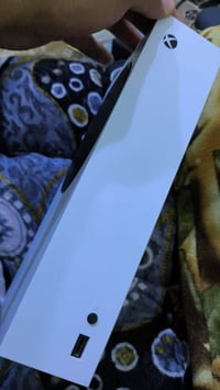 اكس بوكس سيريس اس مستعمل نضيف ٪98 بسعر مناسب بسعر 380 وبيه مجال بسيط ا...