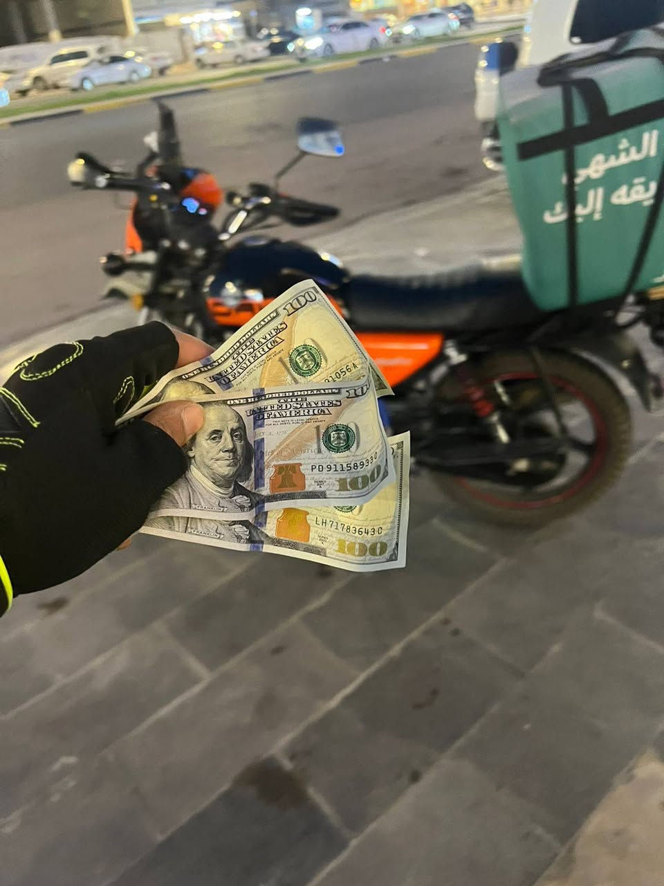 سلام عليكم للبيع دايوان جبلي وكيل مديل 2025 رقم وسنويه انكليزي تاريخ لانتهاء 2030 باسم الوكيل بلعشار كبل تحويل مباشر مكفوله كفاله عامه اخت الجديده عينه ليزري الحديث  صبانه ما محطوط عليها من الطول لطول كهربائيات خير من الله طسه صوت دبلات مانع الانزلاق سعرها مليونين و600 (مليونين و600) وبيها مجال قليل شراي اتصل مكاني البصره الزبير ***********
