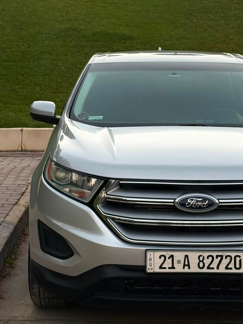 ‏‎السلام عليكم ورحمة الله وبركاته
‏‎       ——— لـلـبـيع  ———

فورد ايدج.       — Ford Edge

‏‎وراد أمريكي.     —  بدون ايرباك 

‏‎الموديل           — 2015 

‏‎فئة.                 — SE 

‏‎حجم المكينه.  —  V6 / 3500  

‏‎اللون               — سلفر   

‏‎المسافه المقطوعه — 108.000 

‏‎حاله السياره. — بدون صبغ ( السونار مرفق مع الصور )

‏‎المواصفات 
‏‎- بصمة تشغيل 
‏‎- بصمة أبواب 
‏‎-تشغيل عن بعد 
‏‎-ترحيب عند الاقتراب 
-شفتات ستيرن
‏‎- تبريد قطعتين 
‏‎- كود باب 
‏‎-كرسي السايق والراكب بحركه كهربائيه
‏‎-تحكم ستيرن جهتين 
‏‎-تحديد سرعه 
-هاندبريك بصمه 
‏‎-مانع انزلاق 
‏‎-كامره خلفيه دواره 
‏‎باقي المواصفات المعروفه 

‏‎السعر            — 125$ 

‏‎رقم السياره    — السليمانيه 

‏‎موقع  السياره — السليمانية 

‏‎للأستفسار.     — *********** - ***********
