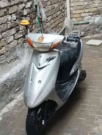 دراجه عصفوريه محرك فول نظيف بس شويه الكفر شويه تعبانه السعر 250 رقمي 0...