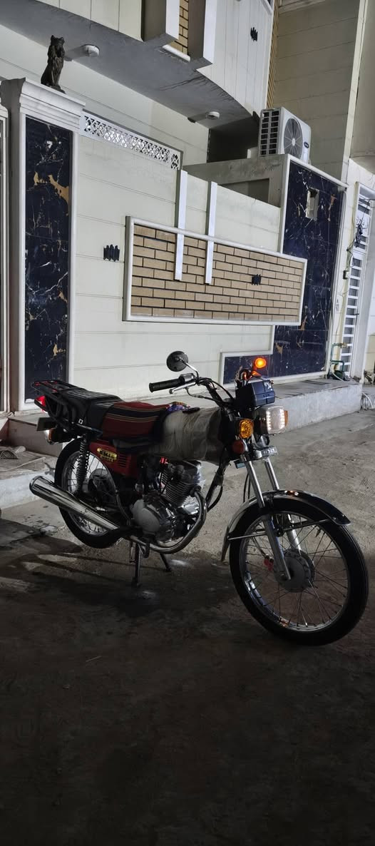 سلام عليكم نامه شلامجه 23طالعه بل24شهر 11 دراجه مكفوله من تفيلس لونه احمر وكيله نوفل ابو سماوه 3نسخ سويج دراجه كله اصلي ماكو شي مال متياز او شي تجاري كفاله من ويل للويل مكاني كربلا الحولي /*********** سعر 1150وبيه مجال بسيط
