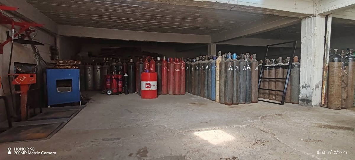 Al-Ajwad Company...
 A company specializing in the production and trade of all gases.
Among the gases it produces:
Industrial and medical oxygen (O2)
Industrial and medical nitrogen (N2)
Industrial CO2
Pure helium (He)
Argan gas
In addition to other gase
For more details...
Contact us by phone:
***********
***********
004917646555069
email:   alajwadcompany2004@gmail.com
............................................................................... 
شركة الأجود...  شركة مختصة بأنتاج وتجارة الغازات كافة 
من الغازات التي تنتجها 
غاز الاوكسجين O2 الصناعي والطبي 
غاز النتروحين N2 الصناعي والطبي 
غاز CO2 الصناعي 
غاز الهيليوم النقي He 
غاز الارجان Ar 
بالاضاة الى غازات اخرى
لمزيد من التفاصيل... 
التواصل عن طريق ارقام الهاتف
*********** 
***********
004917646555069
email:   alajwadcompany2004@gmail.com
