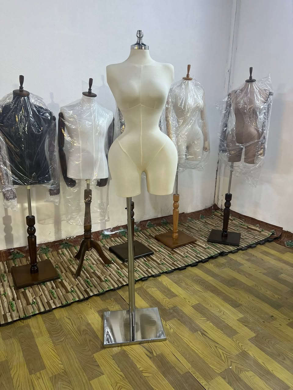 مليكانات انطاليا الاصلي والابتكار في عالم المليكانات     الرجالي والنسائي نحت سفنج نحت بلاستك نحت فايبر لابوبو سفنج لابوبو فايبر كل الموديلات متوفره 
وبضمان وفحص امام المندوب وكوالتي عالي جدا  تركي صيني 
العنوان الشعب- توصيل لجميع العراق -جمله مفرد -
***********
***********
ملكانات انطاليا /نحن ليس الوحيدون ولكن متميزون
