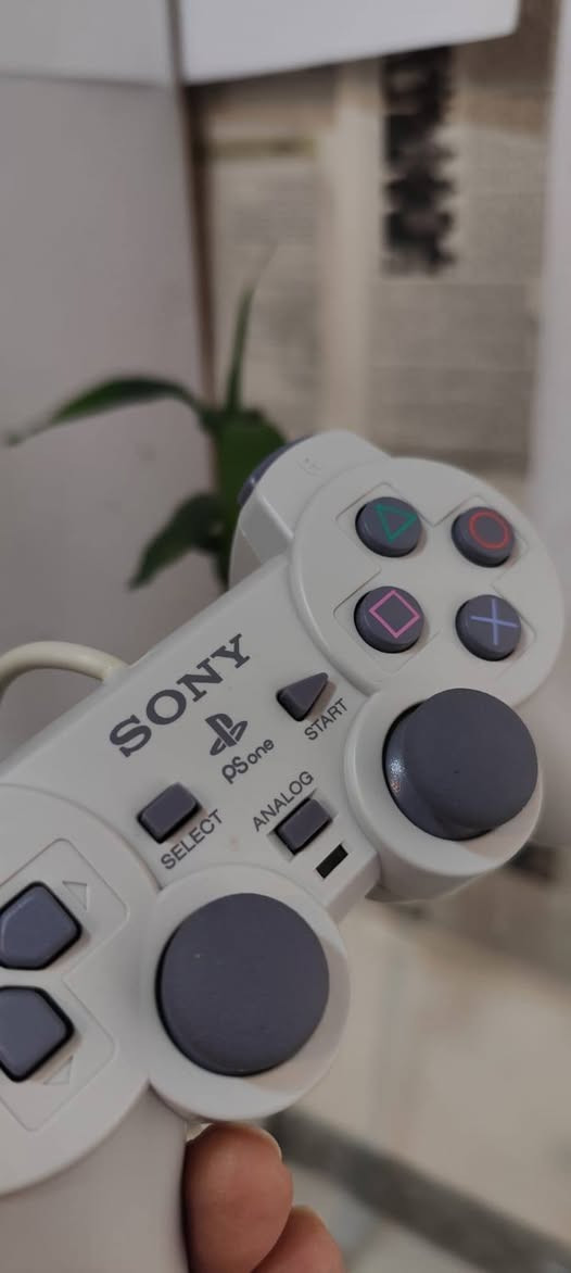 ب٧ الاف فقط
Ps1 
جوستك


**إذا كنت صاحب هذا الإعلان وتريد حذفه لأي سبب، رجاءا أرسل رسالة إلى الدعم الفني**