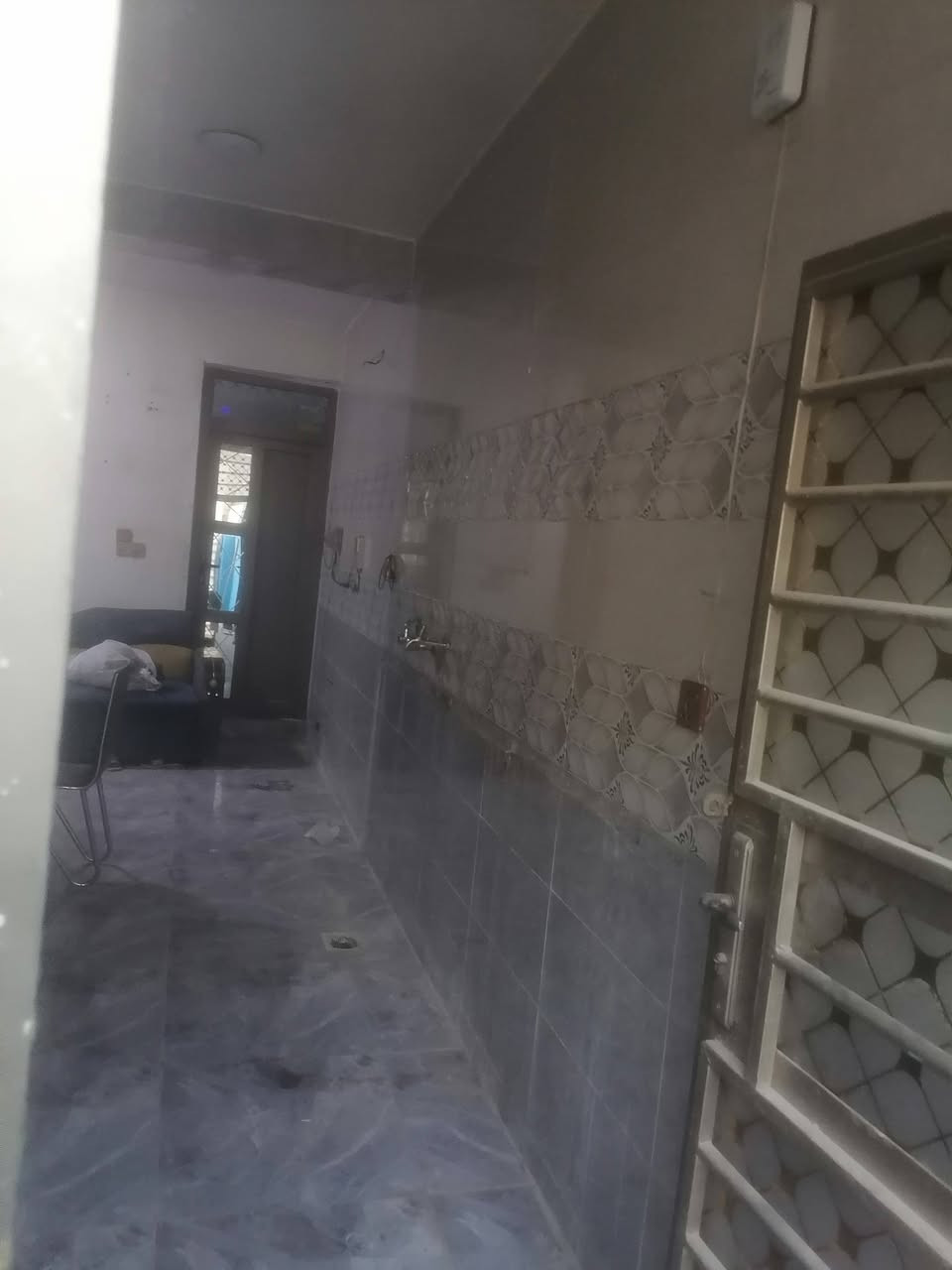 السلام عليكم د
دار للايجار  المساحه 100 
بعقوبه الوثبه 
حديث 2024 
للاستفسار ***********
واتساب
