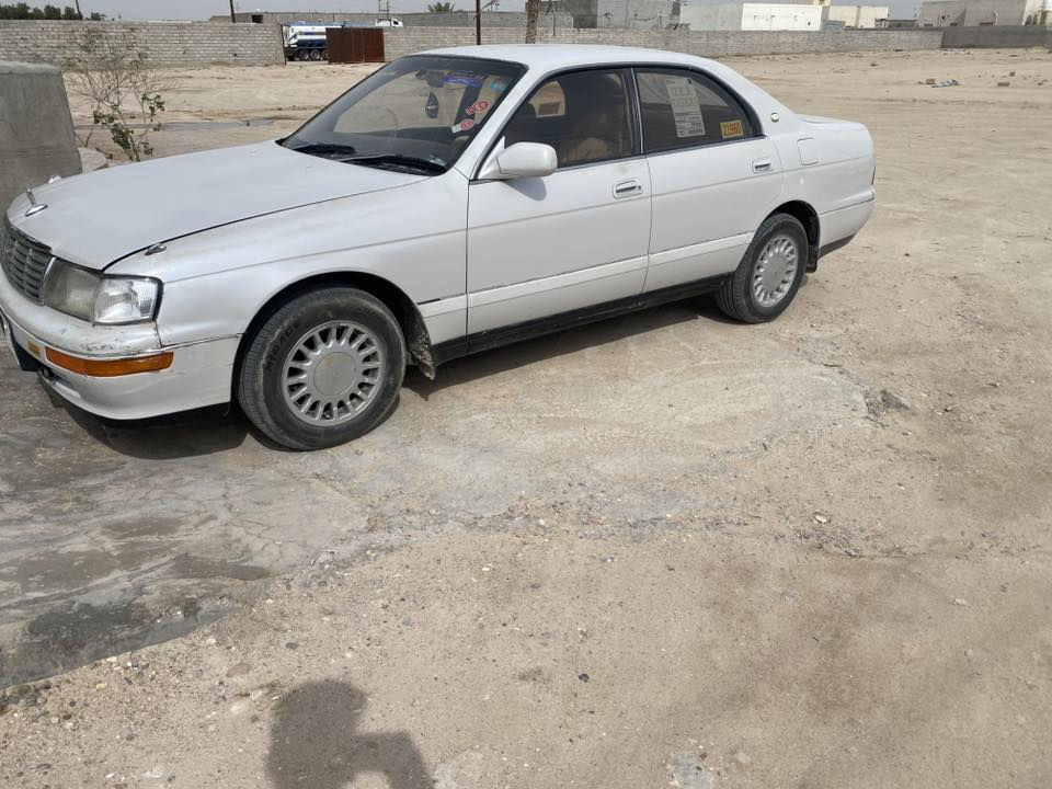 سلام عليكم بطه للبيع مكينه 2500 وكير جدد تبريد شغال حداده جديده تخم تاير كهربائيات كلهه شغاله سنويه 28 مكفوله من ضربه ونغل جثه مكاني بصره قرب صيطرة الفيحاء سعر 53 وبيهه مجال ***********
