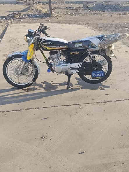 سلام عليكم متل ما وضح نضافه موديل 25سعره 725وبي مجال ***********
