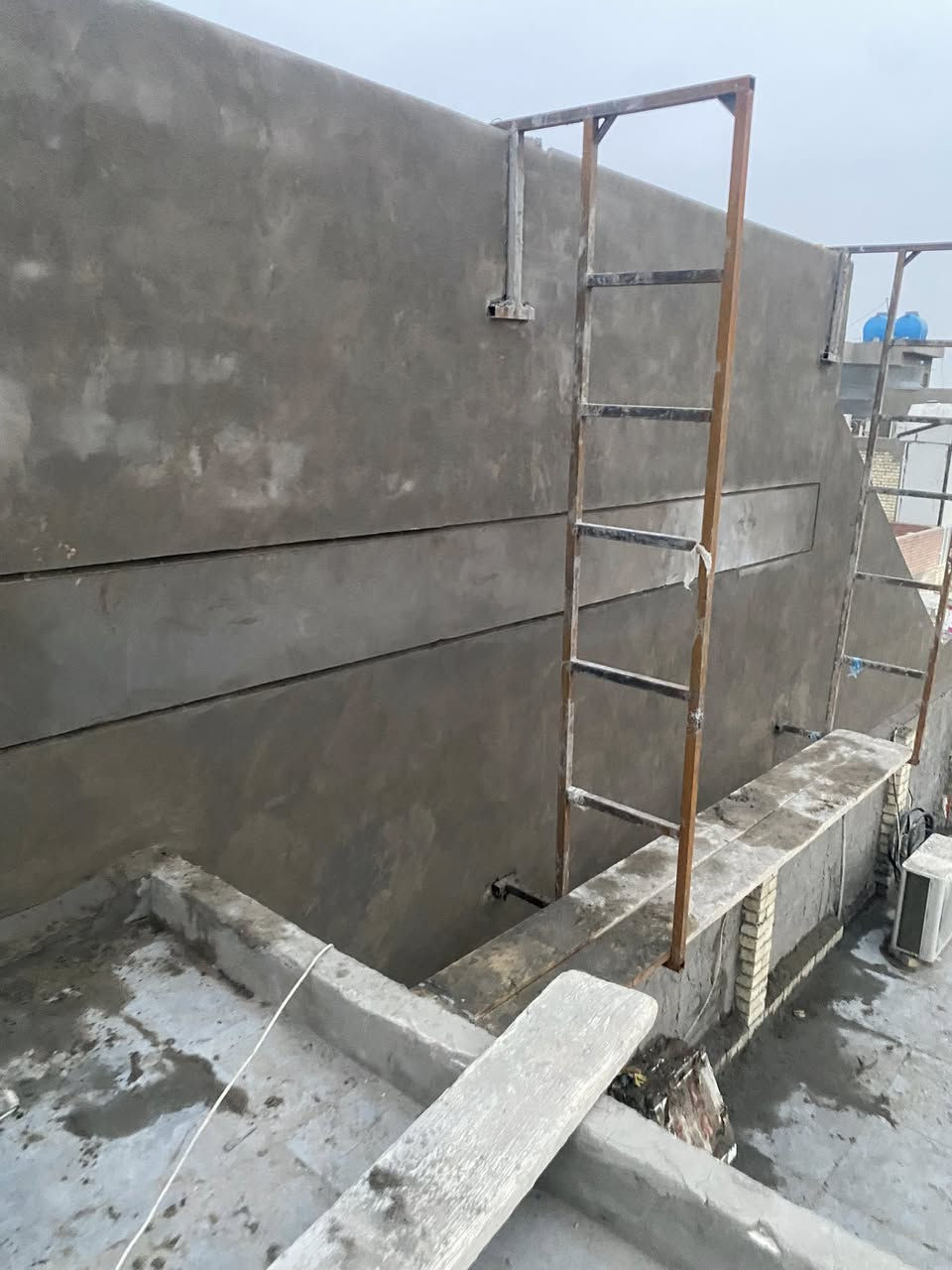 سلام عليكم كادر لبخ  سمنت شغل درجة اولى لبخ سقل جرارة تشميع لبخ مساطر واجهات تطعيم حجر فوم تركي العمل داخل بغداد فقط 
*********** علي الباخ
