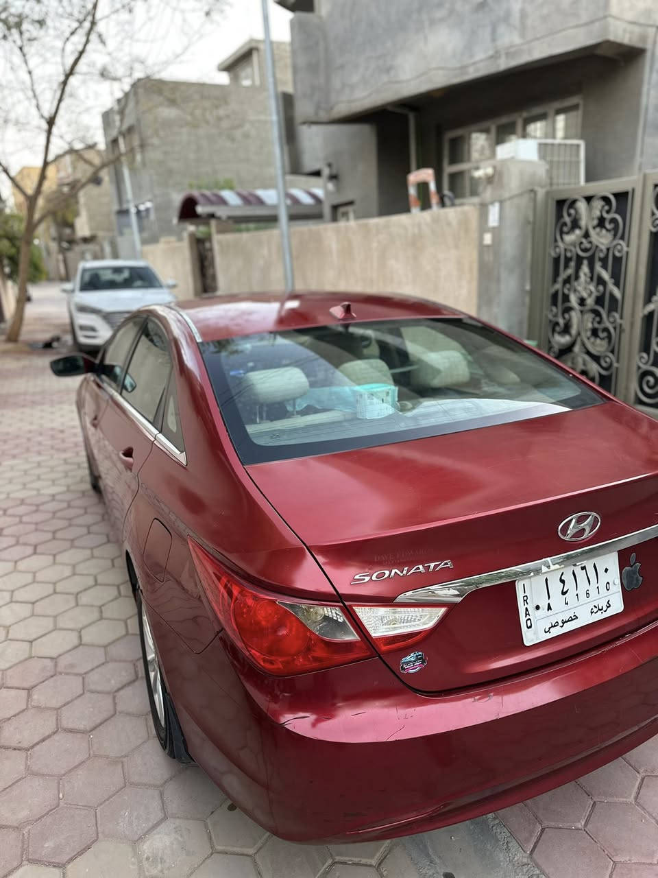 سوناتا 2013 امريكي للبيع رقم كربلاء باسمي ماشية ١٣٦ الف سونارها مرفق بالمنشور سنوية جديدة جاهزة من كلشي مواصفاتها كشنات تدفئة تبريد كشن كهربائي شاشة كامرة خلفية وباقي المواصفات المعروفة السعر ٩٠ الشراي يتصل وبالخدمه مكانهة كربلاء ***********
