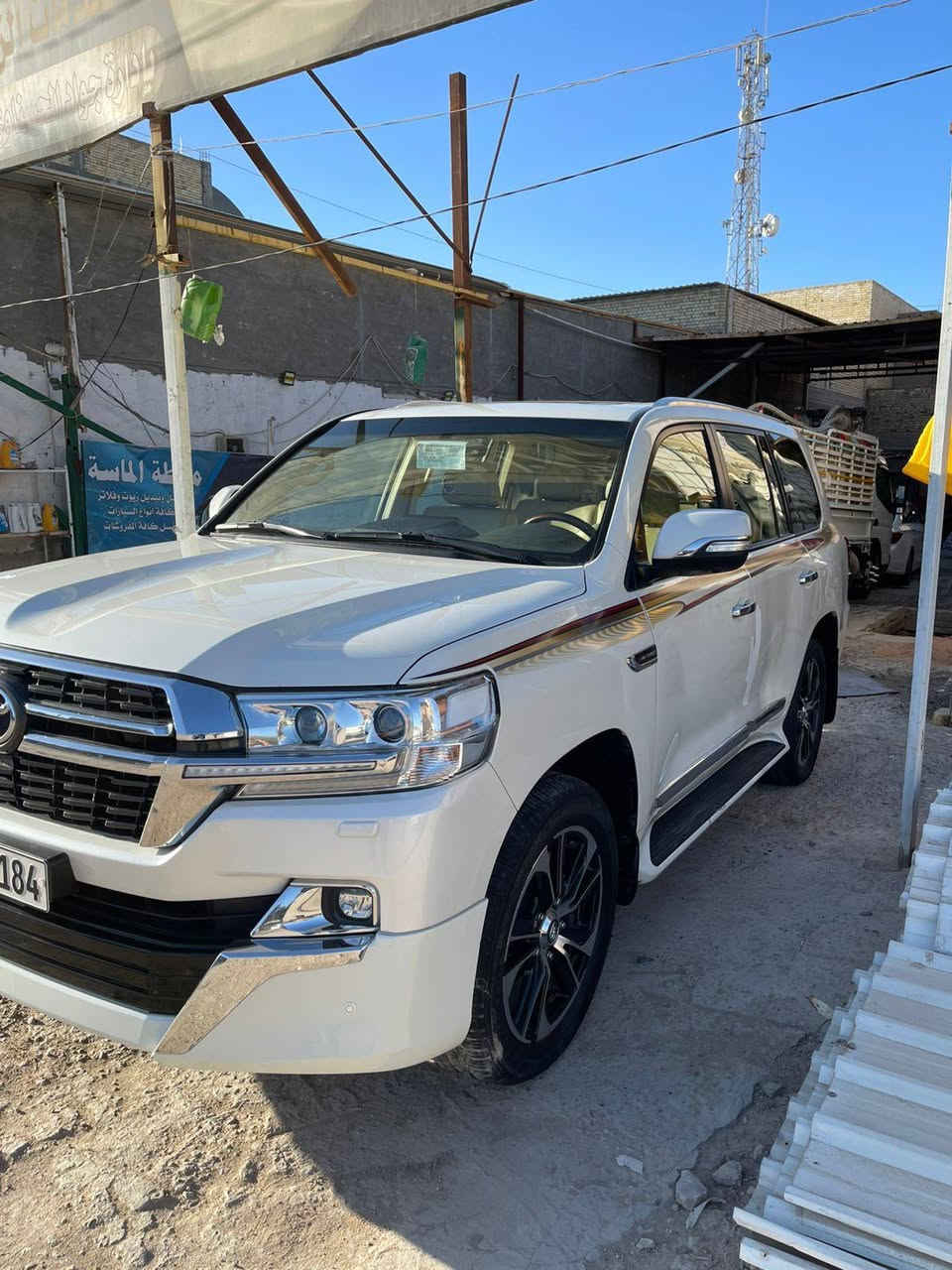 تم تنزيل السعر  لاندكروز ٢٠١٧ مكفوله من كلشي نظيفه كلش ماشيه ٨٨ الف
مكاني نجف 
سعرها ٤٥٨
***********
