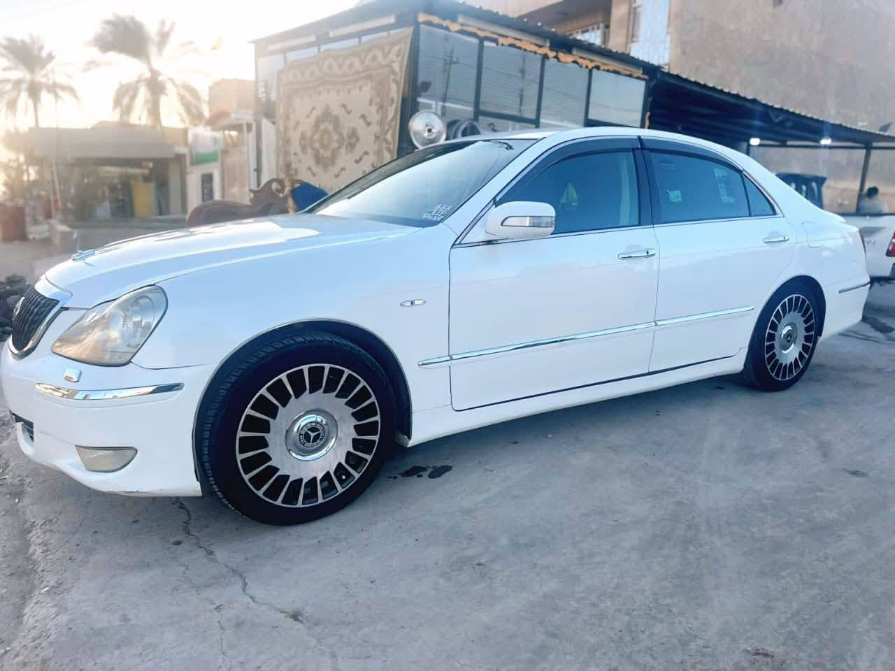 السلام عليكم ورحمة الله
أدوات _ أدوات 
سياره ماجسته مكفوله كصة سطح قماره فقط سياره جديده جداً ماتصرف عليه الف دينار ويل مارسيدس مشدود جديد جوبلسات السياره حداديه بلاديه جديده مواصفات محسن داخل اسود ملكي 
جنطه شفط 
مري شفط 
رادارات 
كامره 
حساسات من جميع الجوانب 
تحكم زنون بجم اصلي 
تدفء تبريد 
عكرب سلايت 
شاشه كبيره 
كامره بلادي 
كشنات اوتو خزن كهربائي 
جام اوتو 
تحكم جام وجنطه واناره من البصمه 
بردات اصليه سحب 
علامة كراون عند فتح الأبواب 
جهاز أناره داخلي كراون اصلي 
سياره مال جناي متعوب عليهه 
السعر 60
المكان صلاح الدين  قضاء الدجيل 
الاستفسار الرقم ***********
