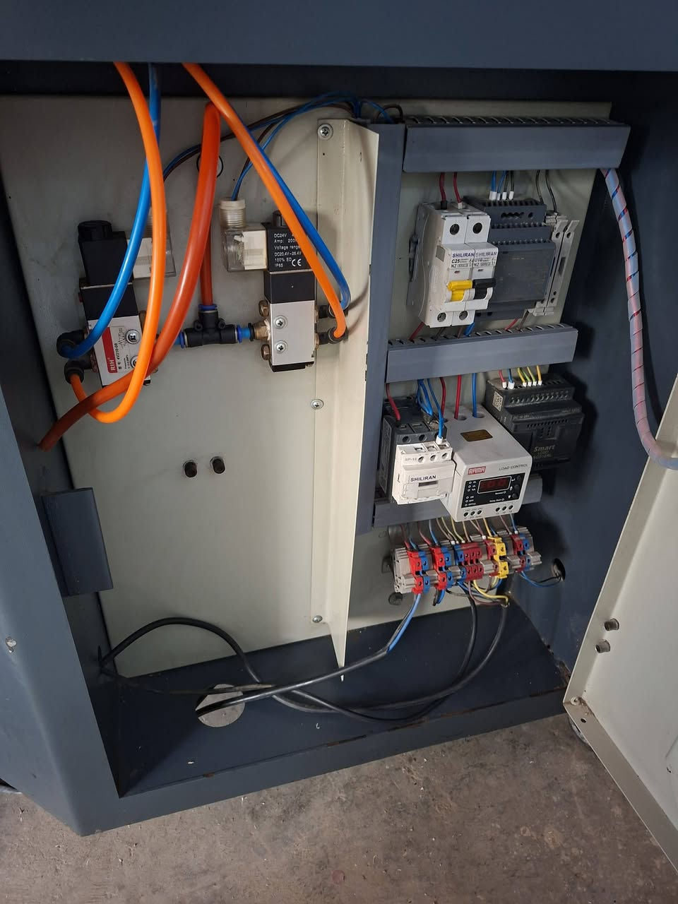 مکبس ( یلماز ایرانی) سنکل، نسبة النظافة 98/، مابه خلل ولا نقص، بشرط فحص.
السليمانية

*********** واتساب.
