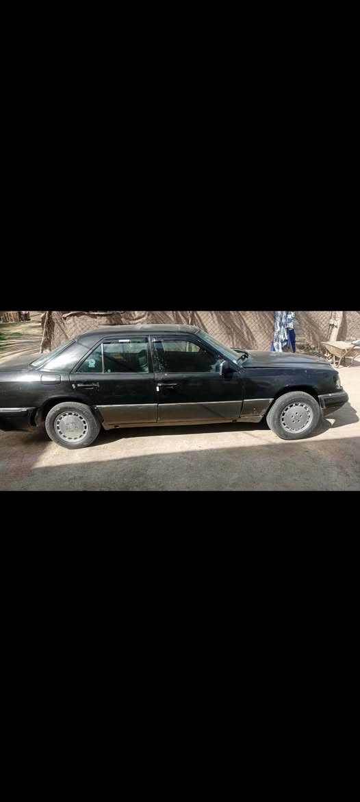 السلام عليكم مارسدس دب الكصيف موديل 1993 تحويل مباشر بيع مستعجل الشراي يتصل ***********
