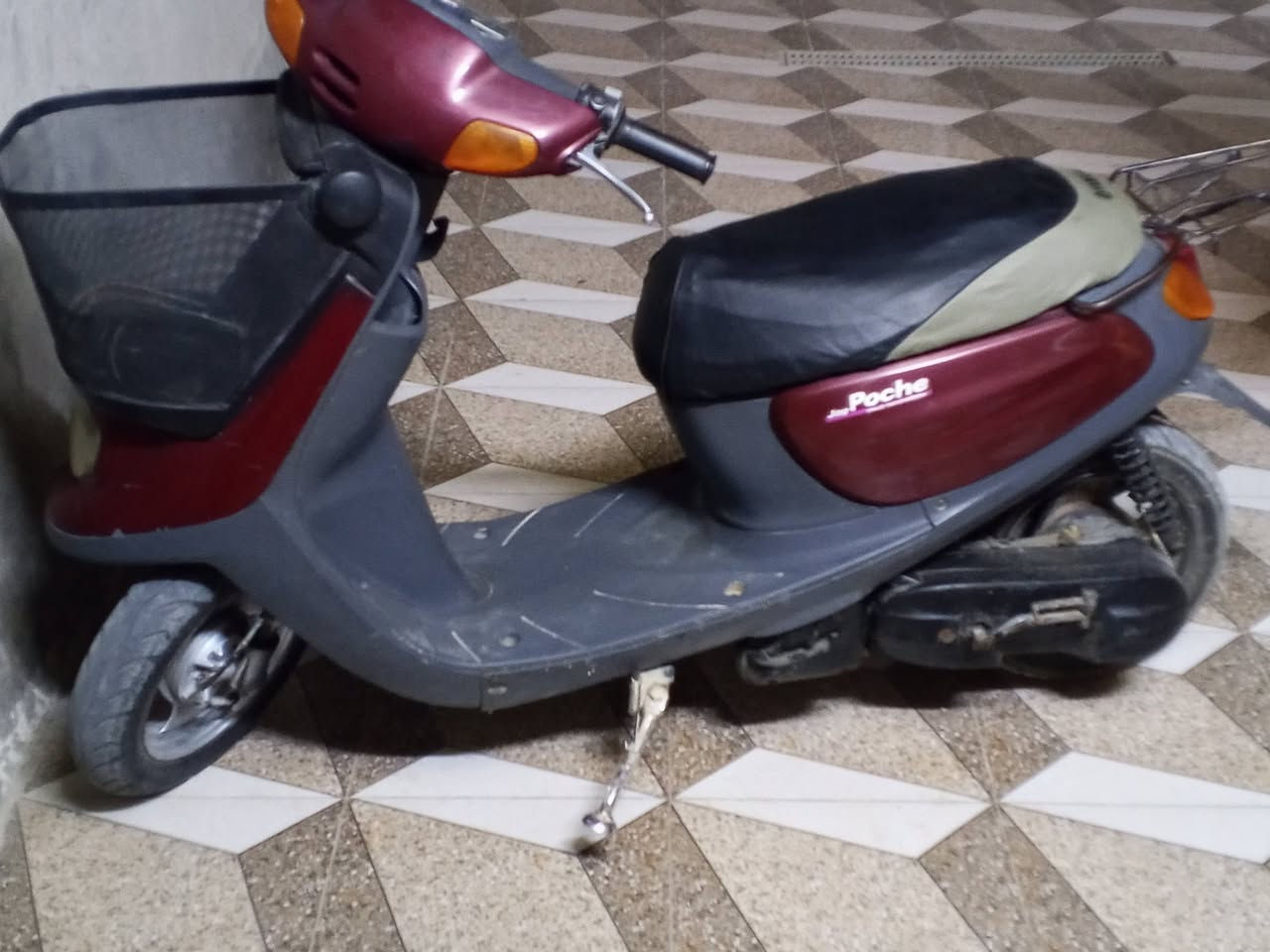 سلام عليكم منغولي ٢٠٠٧ للبيع مفتوحه مره وحده محركه حلو كله شغال كهرباياته ما بيها نقص  للبيع سعر400وبيه مجال مكاني كربلاء قرب مدينت العاب نوارس كريلاء ***********
