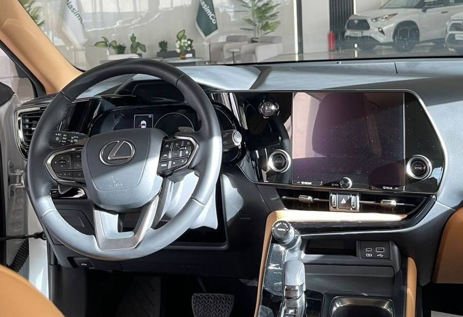 لكزس  NX 350 Turbo مو هايبرد توربو فقط موديل 2024 سيارة زيرو مرقمة ورقم سليمانية ضمان شركة ساس3 سنوات سيرفس بلاش سنوية جديدة تحويل يوم الثاني

💎 ســعــر ✅ ::  الــرد تلقائي📮

المواصفات
محرك 2.4 L توربو
كير اوتوماتيك
دفع رباعي AWD
بصمة تشغيل وبصمة ابواب
شاشة وسطية كبيرة
كاميرا خلفية
حساسات امامية وخلفية
رادار
مثبت سرعة راداري
تحذير مغادرة المسار
نقطة عمياء
فرامل طوارئ
مقاعد جلد
مقاعد كهرباء
تبريد وتدفئة مقاعد
تكييف اوتوماتيك
ستيرن مالتي فنكشن
اضاءة LED
جنطات المنيوم

بدون اي صبغ
بدون اي شخط
مكفولة بكل شي

رقم صاحب السيارة
***********
