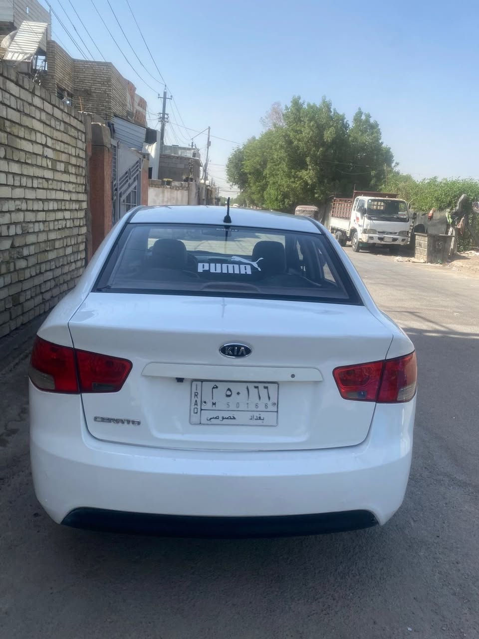 السلام عليكم
سيراتو 2013 محرك 1600 دوش الداخل لونين بيها قطع صبغ ابيع حزام سعرها 92 وبيها مجال بغداد الزعفرانيه ***********
