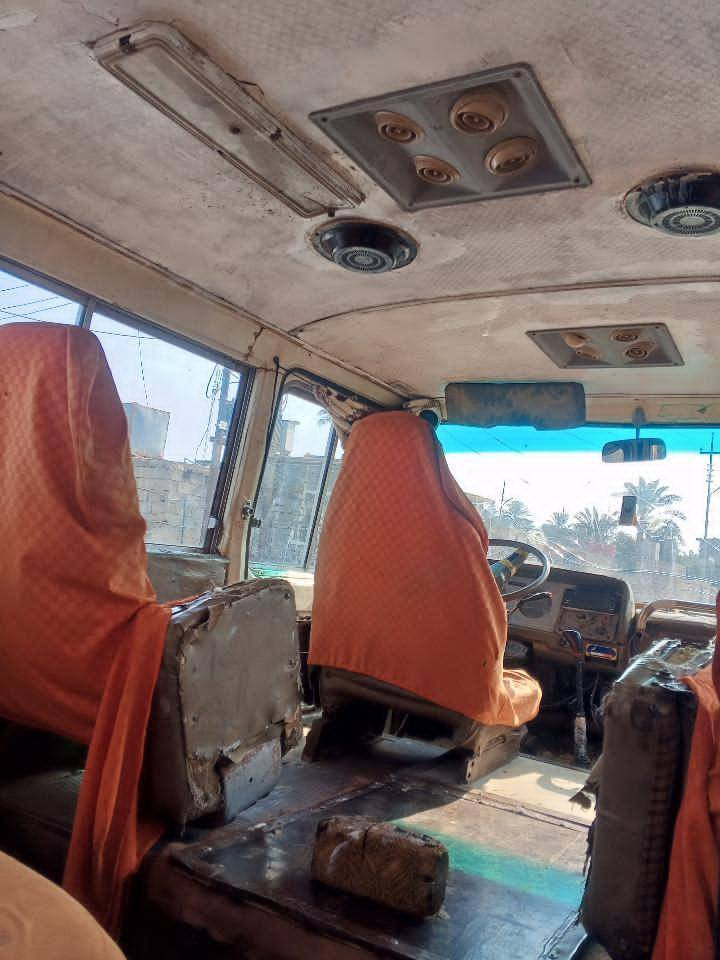 اسلام عليكم كوستر موديل 81
محرك بلادي لا تبخير ولا تنقيص
تايرات جدد سنويه صاقطه
السعر ثلاثه ونص وبيه مجال

مكان ديالئ الاتصال على الرقم ***********
