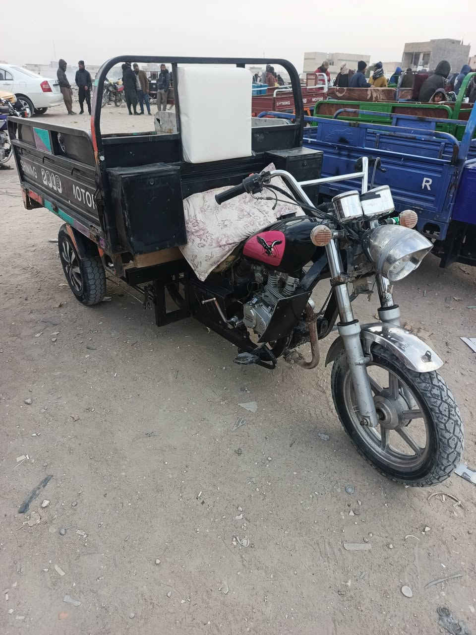 سلام عليكم ستوته مديل 2018وراق السعر واحد٢٠٠  ***********
