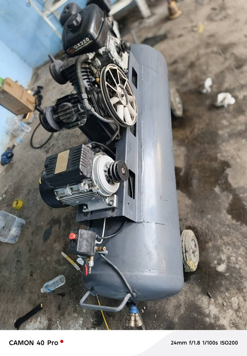 المكان بغداد حي النصر السعر 700الف
***********
