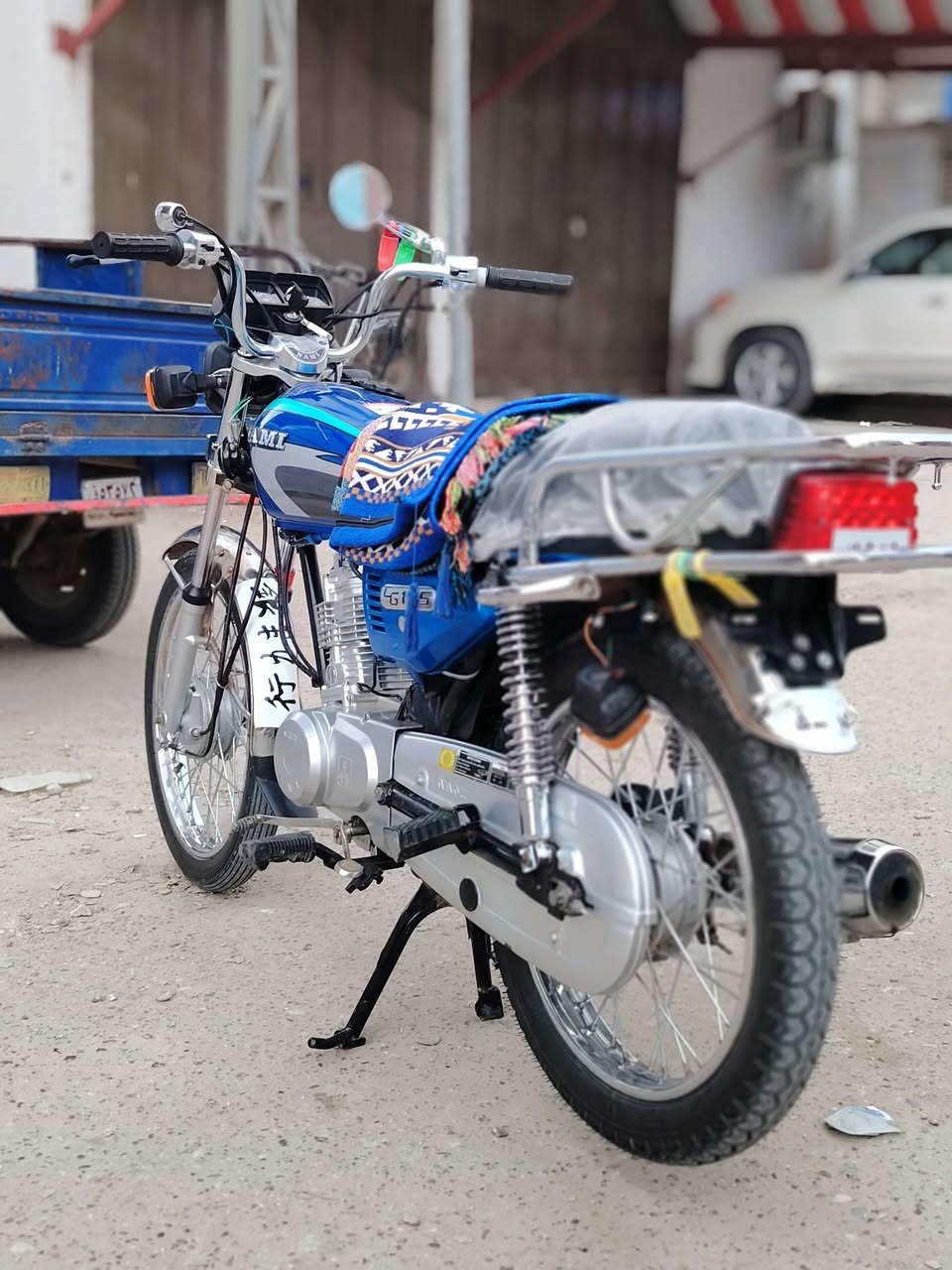 سلام عليكم دراجه اربعه كير البيع نضافه فول تعمير الدراجه اوراق اوصولي مكان دوانيه حي الفرات سعرهه 950 وبيهه مجال بسيط رقم الهاتف ***********
