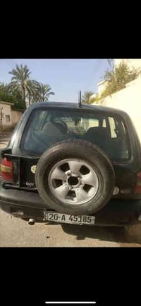 سياره اسبورتج موديل 93تشتغل عل كاز (تبريد) رقم انكليزي السنويه لغايه 2...