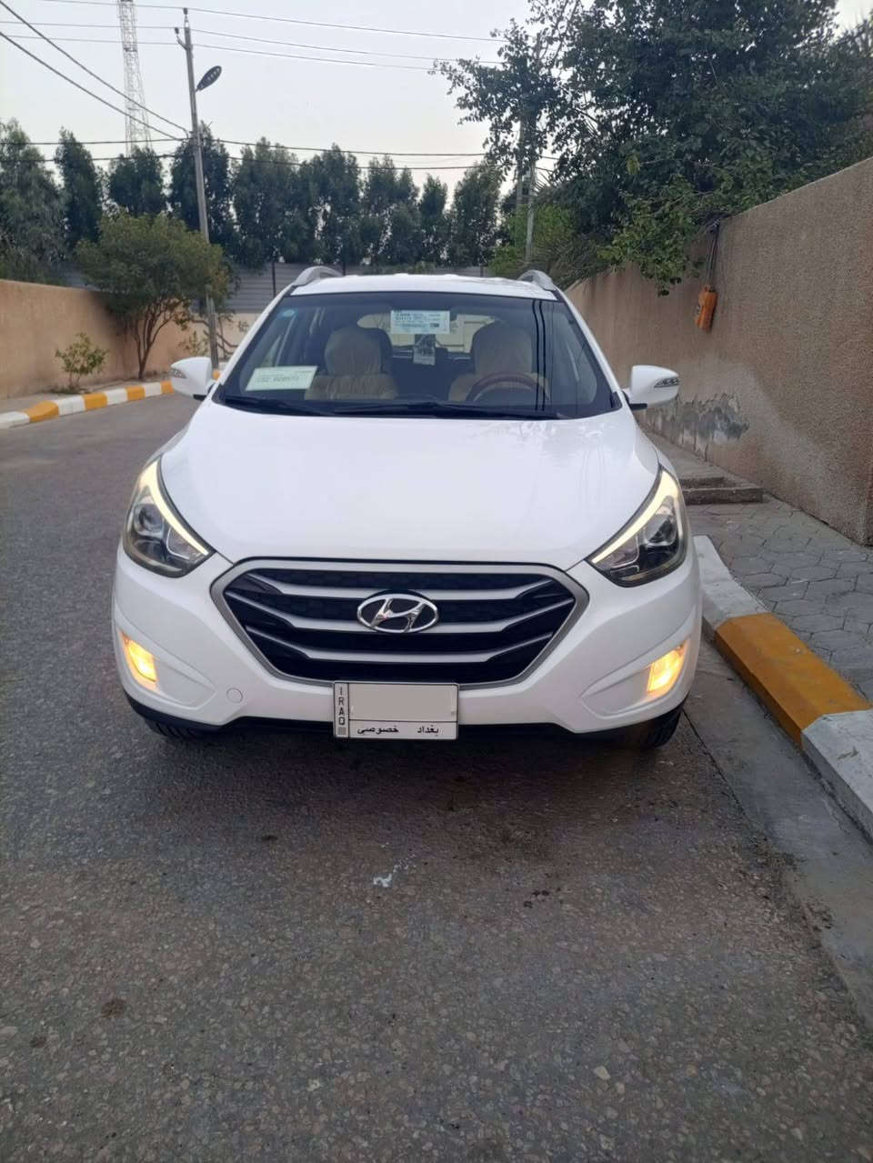 السلام عليكم
للبيع هونداي توسان خليجي موديل 2015 رقم بغداد ألماني مشروع وطني سنويه مجدده 2028 مكفولة كفالة عامة من الضربه والصبغ والتبديل حتى الدعاميات. فقط بارد بسيط كما موضح بالسونار المرفق بالمنشور مواصفات السياره محرك 2000دوش المرغوب لايت لد عدسات منظومة زنون أشاير بالمري ويل كروم كامره خلفيه تحكم أستيرن شاشه لمس بلاديه تبريد قطعتين محرك مامفتوح على وضع الشركة. كير حدادية  كهربائيات أطارات بطارية تبريد ثلج تدفئة سيارة جاهزة أي نقص مابيه .
السعر / 156$ بيه مجال
للأ ستفسار الأتصال على الأرقام 
***********
***********
العنوان/ كربلاء المقدسة 
غير متواجد على الفيس
