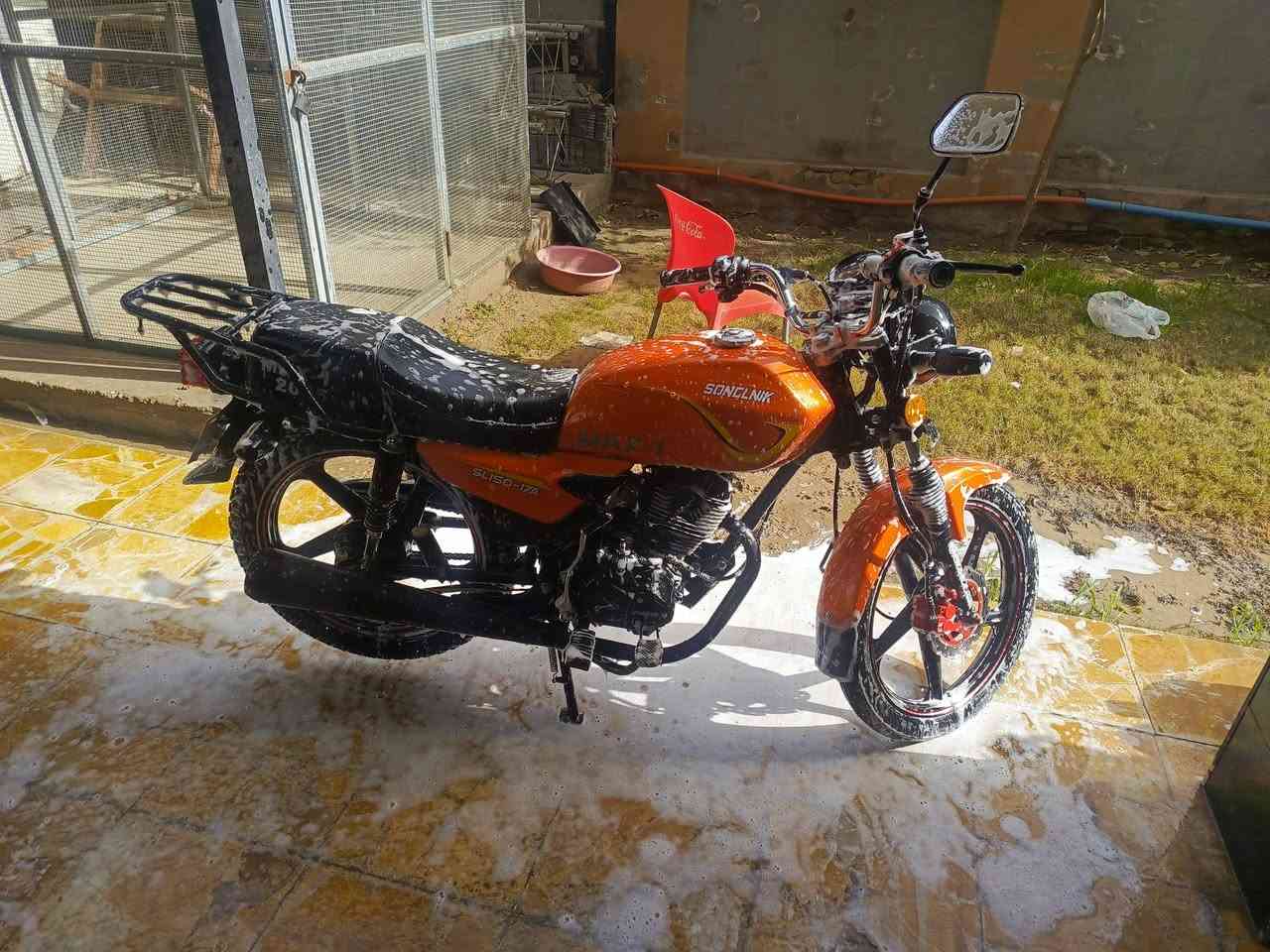 السلام عليكم
شاينك سولنك
مديل 2025
كفاله عامه
اوراق وكيل
طالعه بنهايه ال25
مكاني حله 
رقمي‏‪***********‬‏
السعر 850 وبيه مجال
