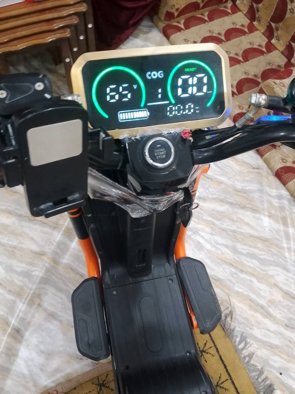 السلام عليكم دراجه شحن x900 دراجه موديل 2025 بطاريات 2026 السرعه 130 بيها سويجين + بصمه  بيها 5 بطاريات و 32 امبير دراجه نظيفه جدا ربع دينار ما تصرف عليها  المكان البصره القبله السعر 400 وبيها مجال للشراي ***********
