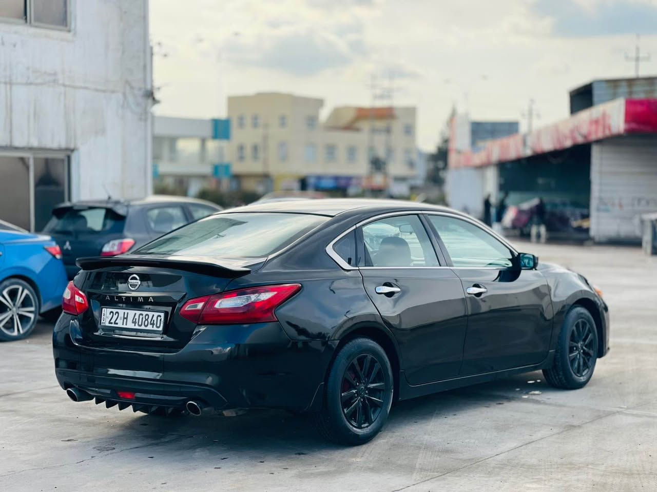 التيما مؤديل 2016 -SR 
4 پارچه ي بؤياغه دعمي قورسي نيه 
پيشي كه پسه /گيرو مه كينه و تبريت به شه رت 
سعري 103 مجالئ كه م -شوين ً هه ولير 
*********** أربيل, العراق
