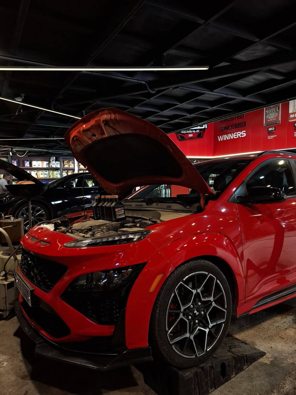 Kona N (2.0T) 2023 

السلام عليكم 
كونا N وارد امريكي
بجم كبس 

[ ايرباك ستيرن فقط طاك وراجع كامل عدة السستم] 

السيارة ماشية (43 الف كيلو)
‏السرعة300
موديل :2022
المحرك :2000تيربو N🚀
286 حصان 🐎 

صور الحادث بالمنشور 

المواصفات:#N 

كشن حضن ريكارو 
كشن علامة N
كشنات كنتاره وجلدN 

تحكم ستيرن نورمال وسبورت
تحكم دبلات كهرباء نورمال وسبورت
ابواب بصمة
بصمة تشغيل 
شحن وايرلس
شاشة ايباد
كاميرا
نظام صوت 
اشارة مرايا
اوتو ستوب امامي خلفي
نقطة عمياء
تحديد سرعة
تحديد مسار
تنبيه الخروج عن المسار 
رادار امامي 
رادار جانبي 
رادار خلفي 
نظام _ECO
نظام _ 𝐍𝐎𝐑𝐌𝐀𝐋
نظام _ 𝐒𝐏𝐎𝐑𝐓
نظام _ N🚀
كشنات هيتر
لايتات ليد 
بگلايت ليد

السيارة مثل ما بالصور.
والسعر 188$ وبي مجال للطيبين 

للاستفسار: ***********
