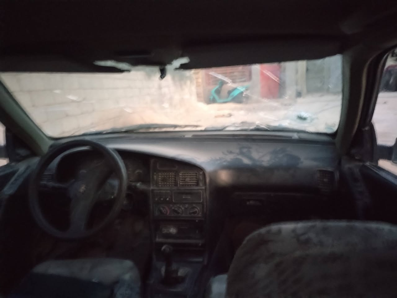 للبيع بيجو روا بدون سنويه  ب ٤٠٠الف كوم حديد
***********
