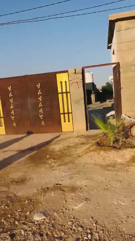 🏡 بيوت جاهز  للبيع في سنوني: 💰
بمساحة 450 متر مربع 🌐
( بشروط وكالا حكومي و عشائر) سعر  30مليون دينار 
اتصل الرقم 📞*********** 🏠
واتساب *********** #إشارة #متابعين #سنجار 
#سنون #كرسي #بورك #الشمال #شيخان #بعدري 
#المحافظات #العراق 🇮🇶 #العالم 🌏
