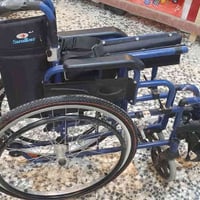 عريانة • معوق